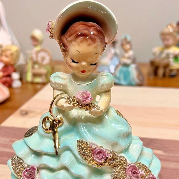 Vintage 1950s Josef Originals Yvette Figurine from Morning Noon Night Series - Picture 4 of 10